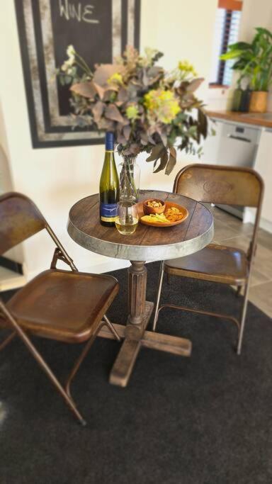 Apartment 2 - Haddin Court - Stunning Executive Blenheim Luaran gambar